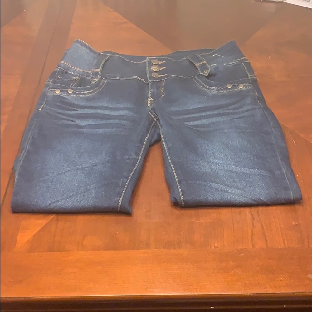 H 2 Me blue jeans